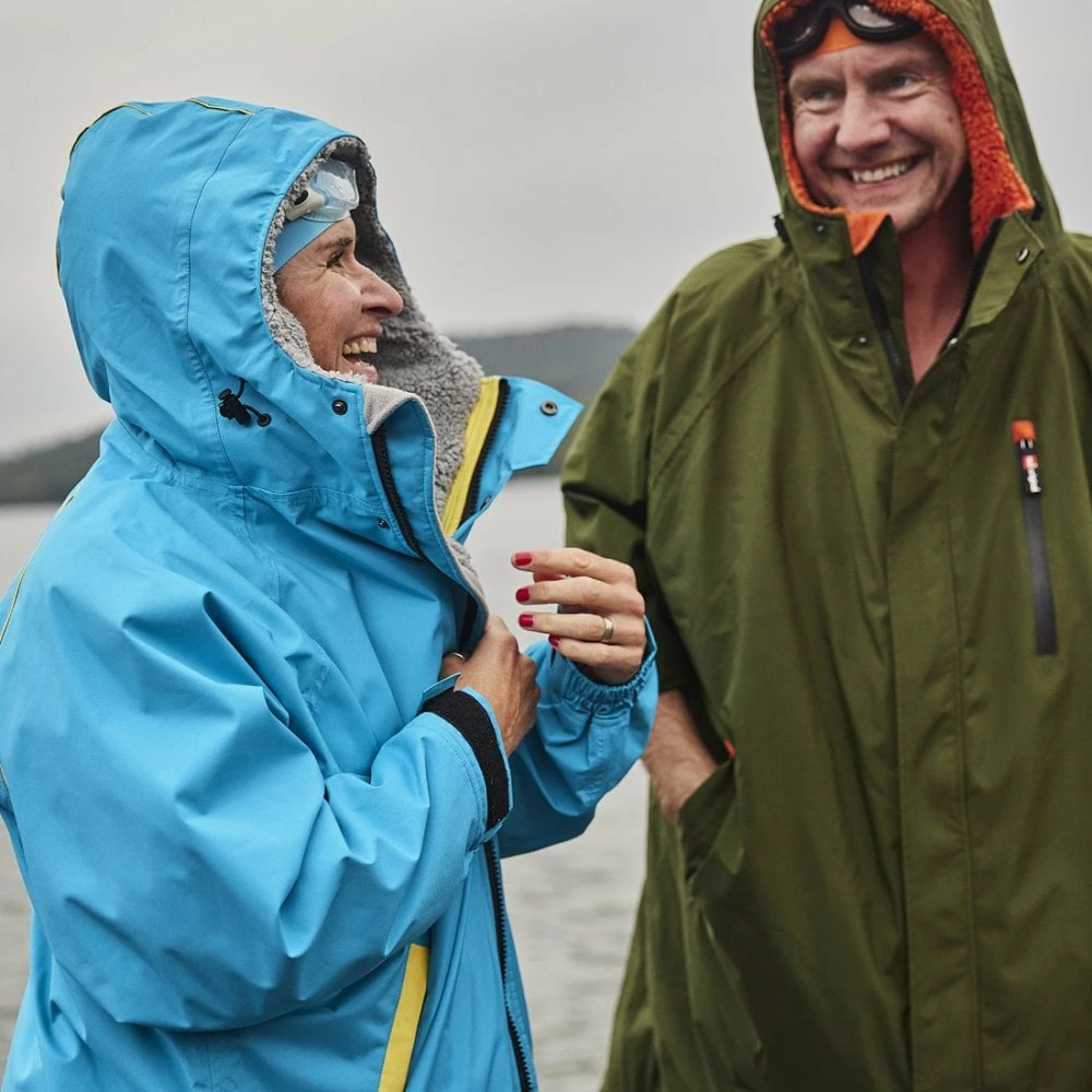 Red Original Pro Change Robe Evo - Short Sleeve 4 Red Original Pro Change Robe Evo - Short Sleeve - Image 2